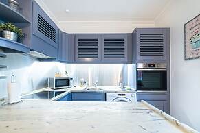 JOIVY Superb Studios In Cascais Centre