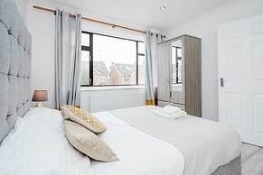 3br-sleeps5-parking-garden-accesstolondon