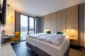 Serways Hotel Hösel