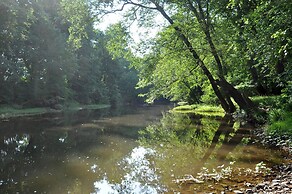 Sleepy Creek - Creekside Escape