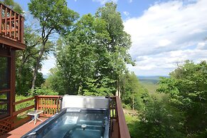 Above Sleepy Hollow - A Hidden Getaway