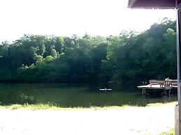 Above Sleepy Hollow - A Hidden Getaway