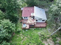 Above Sleepy Hollow - A Hidden Getaway