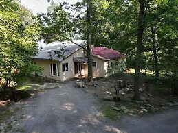 Above Sleepy Hollow - A Hidden Getaway