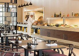 The Superior Living Batisehir