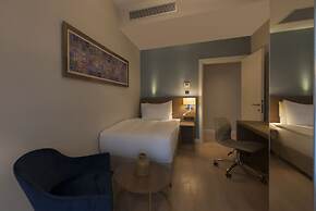 The Superior Living Batisehir