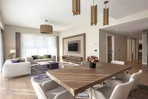 The Superior Living Batisehir