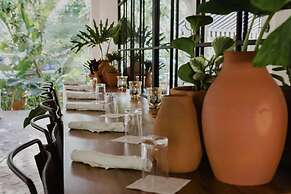 Sendero Hotel