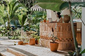 Sendero Hotel