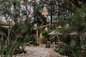Sendero Hotel