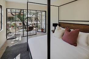 Sendero Hotel