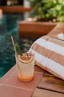 Sendero Hotel