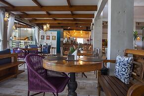 HOTEL VILLAGE ENSEADA