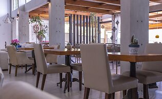 HOTEL VILLAGE ENSEADA