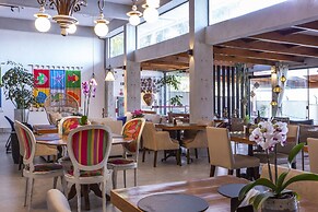 HOTEL VILLAGE ENSEADA