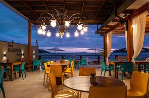 HOTEL VILLAGE ENSEADA