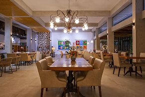 HOTEL VILLAGE ENSEADA