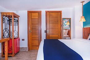 HOTEL VILLAGE ENSEADA