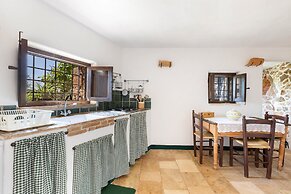 2073 Trulli li Corsari - Trullo Grande by Barbarhouse