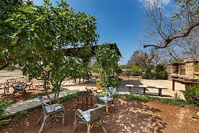 2073 Trulli li Corsari - Trullo Grande by Barbarhouse