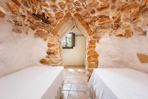 2073 Trulli li Corsari - Trullo Grande by Barbarhouse