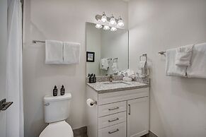 Brand New Clear Water Lofts - 2br Premier Condo - Kids Ski Free! 2 Bed