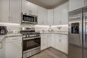 Brand New Clear Water Lofts - 2br Premier Condo - Kids Ski Free! 2 Bed