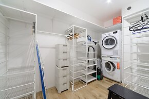 Lumina cozy 2-level apart with terrace