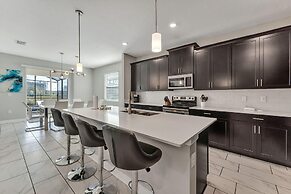 Storey Lake Resort, Private Pool, and Much More!!