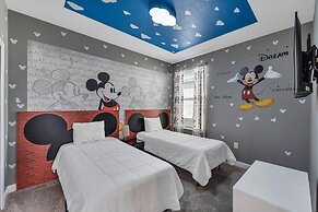 Storey Lake Resort, Private Pool, and Much More!!