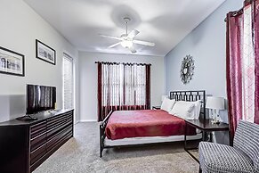 Gated Community, Private Pool and Game Room Near Disney!!!