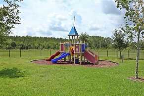 Gated Community, Private Pool and Game Room Near Disney!!!