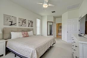 Gated Community, Private Pool and Game Room Near Disney!!!