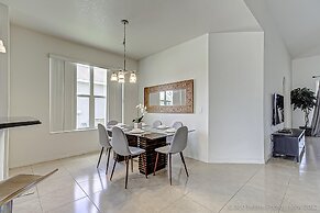 Gated Community, Private Pool and Game Room Near Disney!!!