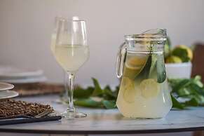 Sofia's Lemontree 3-bed House in Agios Nikolaos