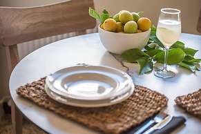 Sofia's Lemontree 3-bed House in Agios Nikolaos