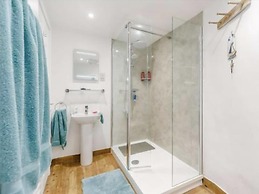 Charming 2-bed Cottage in Wadebridge, Cornwall