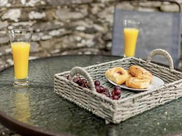 Charming 2-bed Cottage in Wadebridge, Cornwall