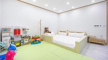 Pocheon Wuri Kids Poolvilla