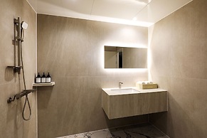 Hound Hotel Incheon Airport