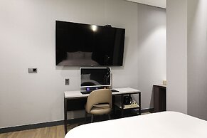 Hound Hotel Incheon Airport