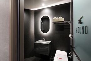 Hound Hotel Incheon Airport