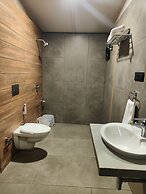 Nirvana Resort and Restaurant