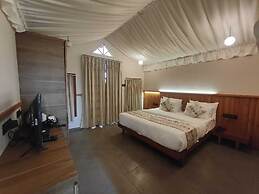 Nirvana Resort and Restaurant