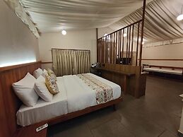 Nirvana Resort and Restaurant