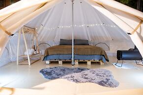 Pallet Glamp NG & But K Otel