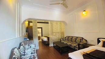 Foxoso The Mall Road