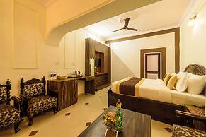 Foxoso The Mall Road