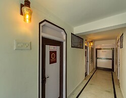 Foxoso The Mall Road