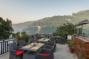 Foxoso The Mall Road